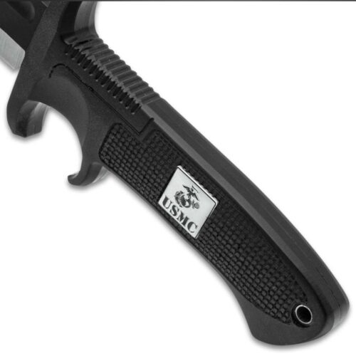 United Cutlery Survivor cutit de lupta tip Bowie cu subgarda