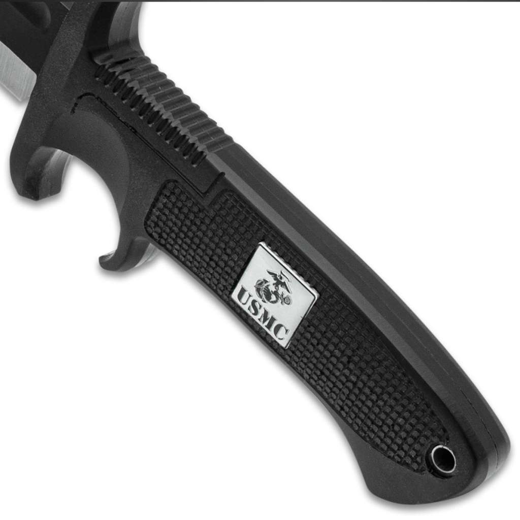United Cutlery Survivor cutit de lupta tip Bowie cu subgarda