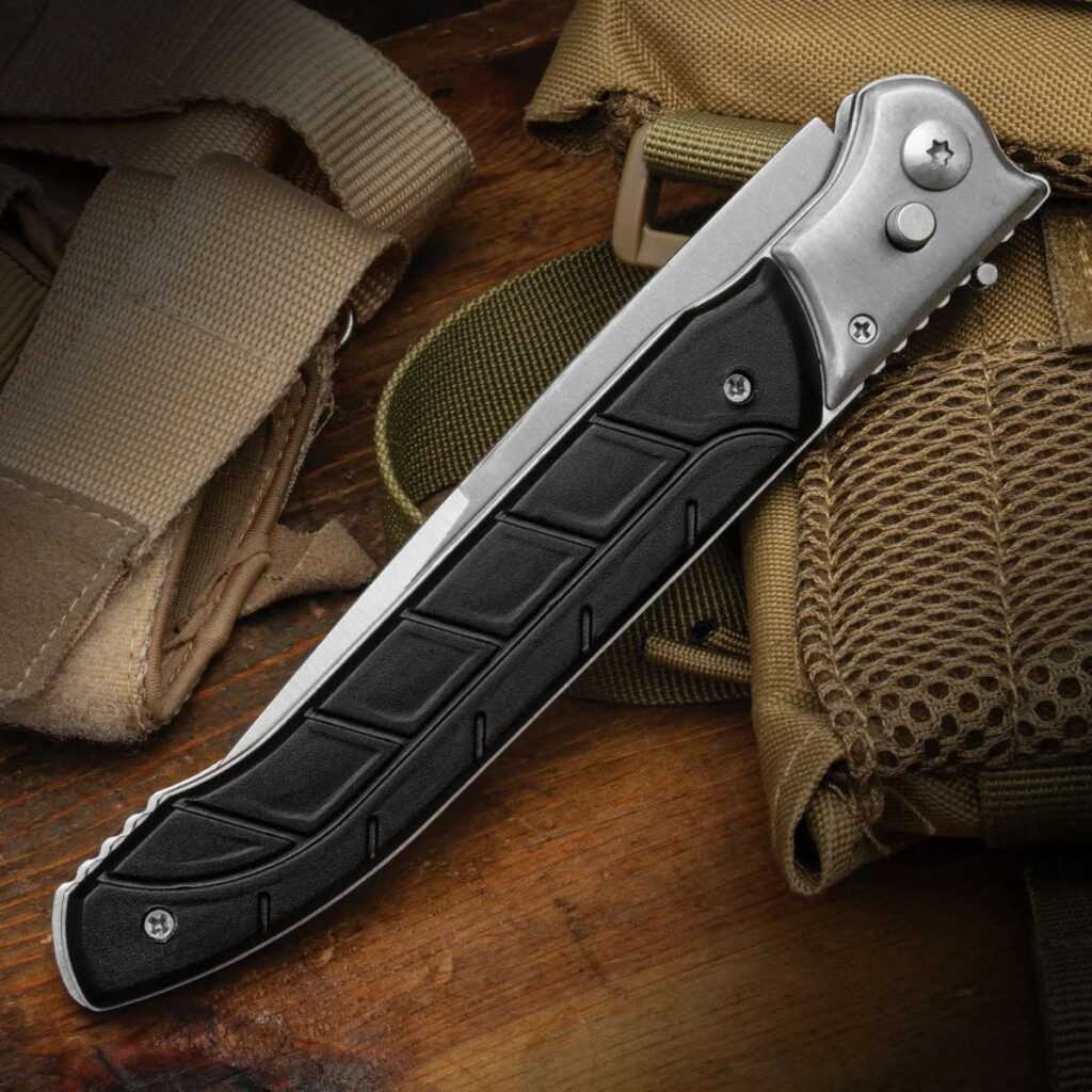 United Cutlery Armed Force Tactical 241BK briceag automat