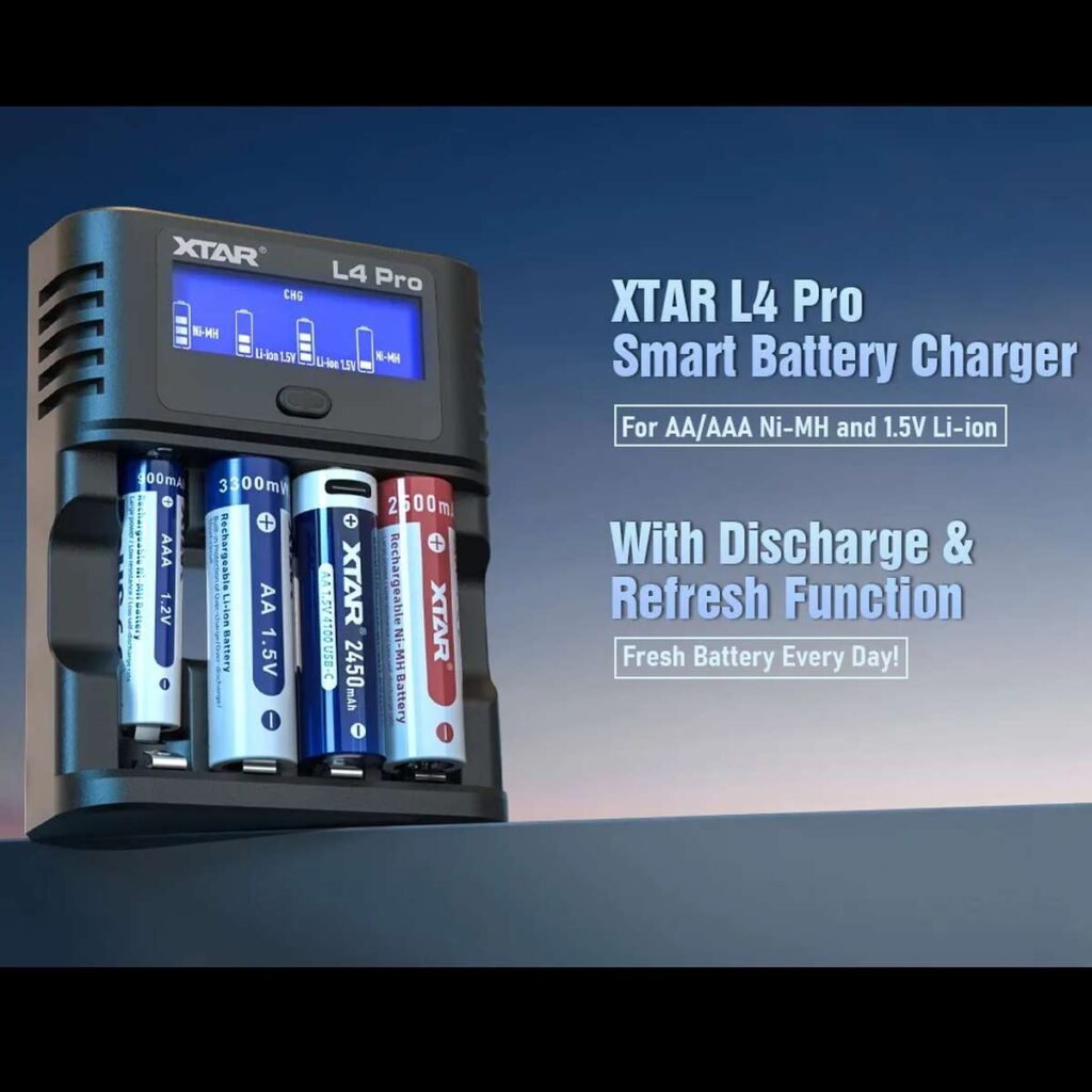Xtar L4 Pro incarcator cu 4 porturi pentru acumulatori AA si AAA
