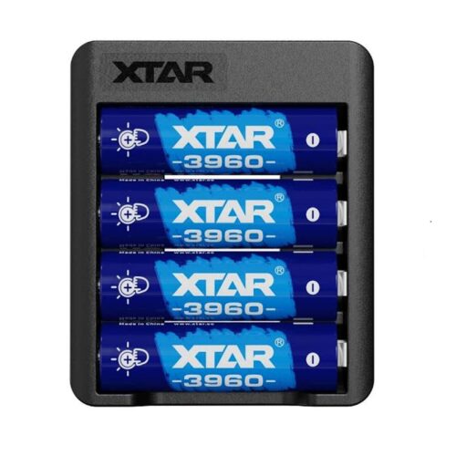Xtar C4+4x3960 incarcator cu 4 acumulatori AA de 2500 mAh inclusi