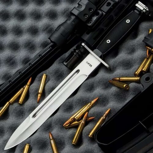 United Cutlery M7 cutit baioneta pentru pusca de asalt M16 si M4